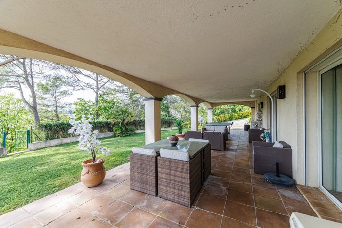 Image No.45-6 Bed House for sale