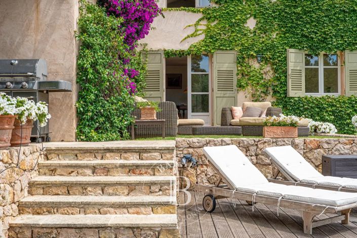 Image No.14-5 Bed House for sale