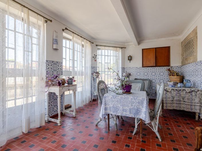 Image No.27-6 Bed House for sale