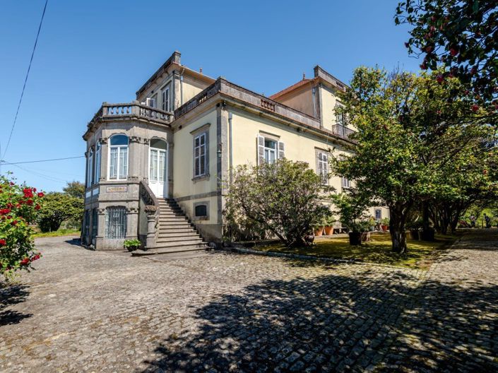 Image No.4-6 Bed House for sale