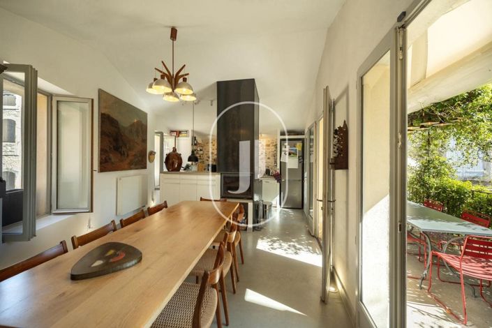 Image No.10-5 Bed House for sale