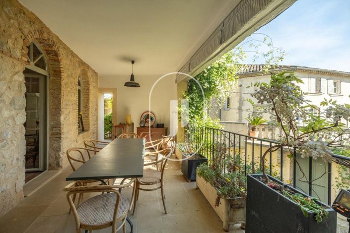 Image No.11-5 Bed House for sale