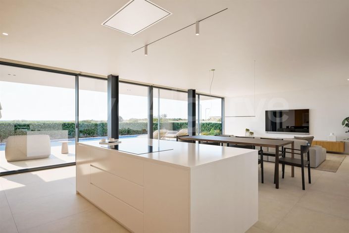 Image No.9-4 Bed House for sale