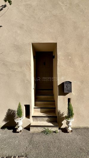 Image No.11-3 Bed House for sale