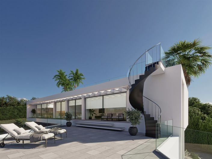 Image No.8-5 Bed House for sale