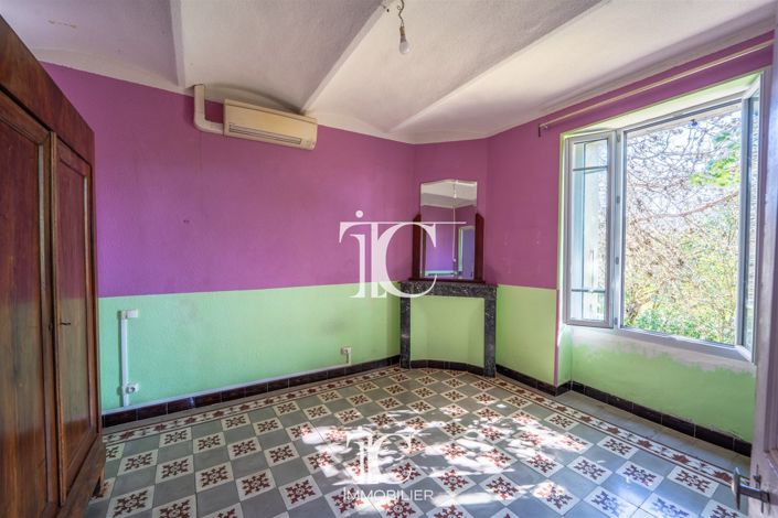 Image No.14-3 Bed House for sale