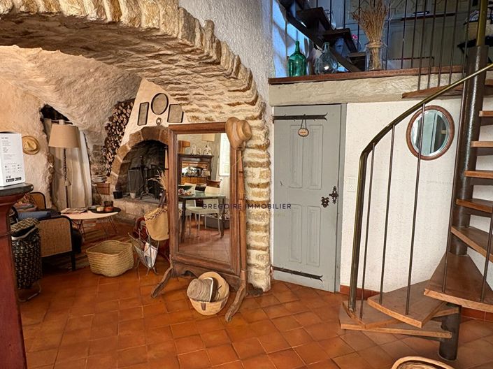 Image No.4-2 Bed House for sale