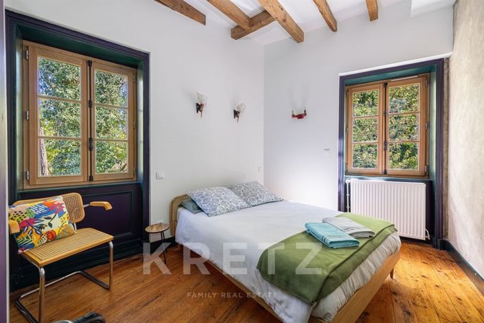 Image No.13-10 Bed Property for sale