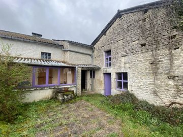 1 - Épizon, Maison