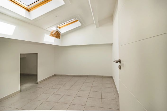 Image No.13-3 Bed Apartment for sale