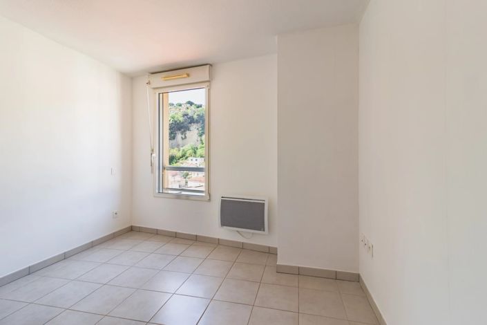 Image No.18-3 Bed Apartment for sale