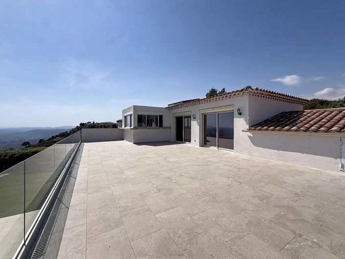 Image No.10-4 Bed House for sale