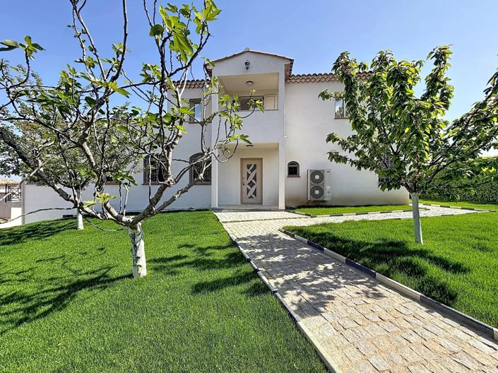 Image No.3-4 Bed House for sale