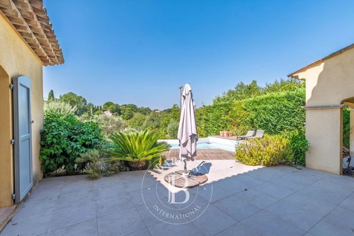 Image No.7-4 Bed House for sale