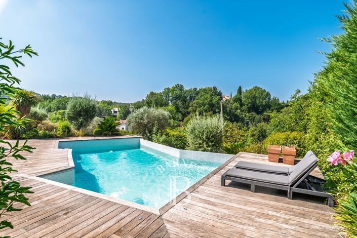 Image No.9-4 Bed House for sale