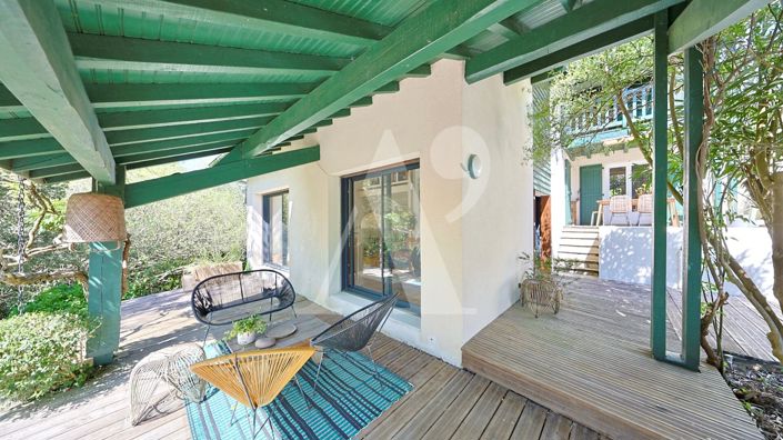 Image No.16-4 Bed Property for sale
