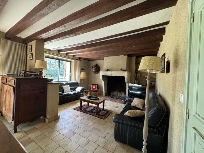 Image No.8-10 Bed House for sale