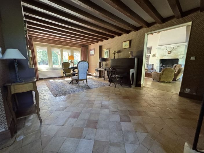 Image No.9-10 Bed House for sale