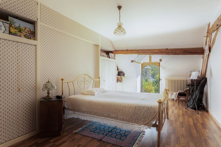 Image No.15-4 Bed House for sale