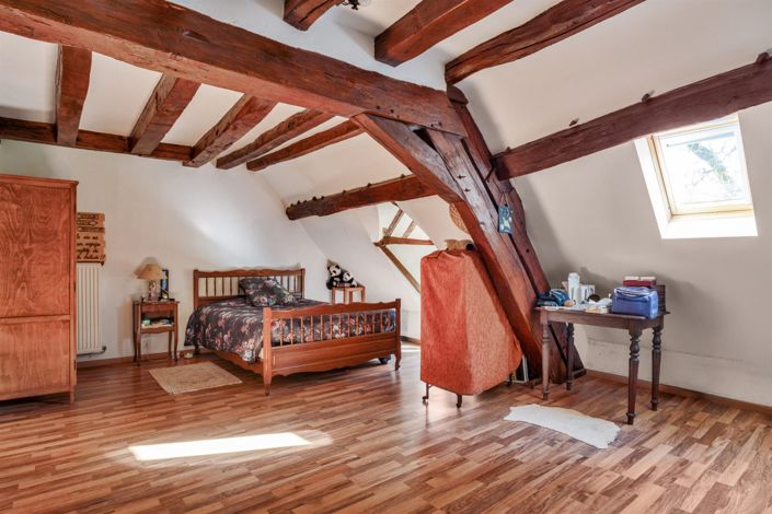 Image No.17-4 Bed House for sale