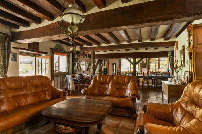 Image No.7-4 Bed House for sale