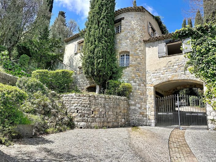 Exceptional property for sale in Tourrettes sur Loup