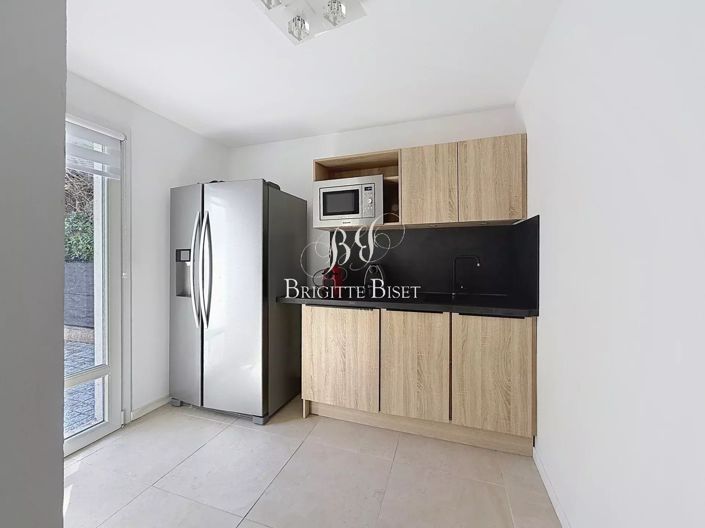 Image No.11-4 Bed House for sale