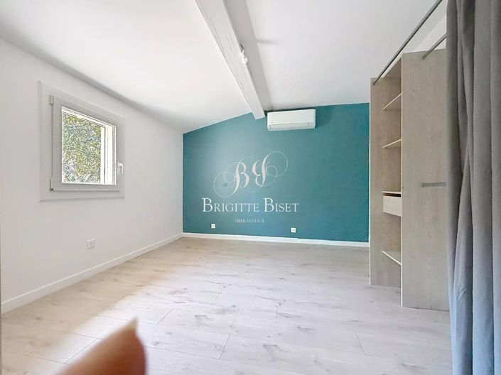 Image No.15-4 Bed House for sale