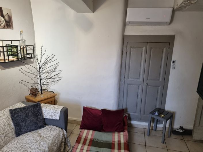 Image No.6-2 Bed House for sale