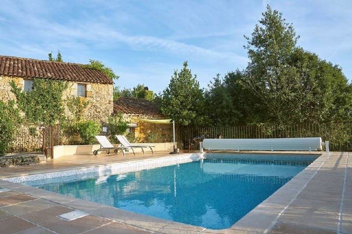 Image No.3-6 Bed House for sale
