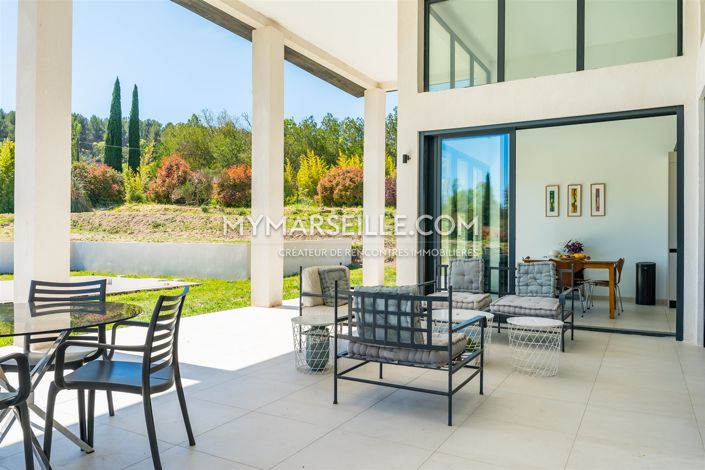 Image No.13-4 Bed House for sale