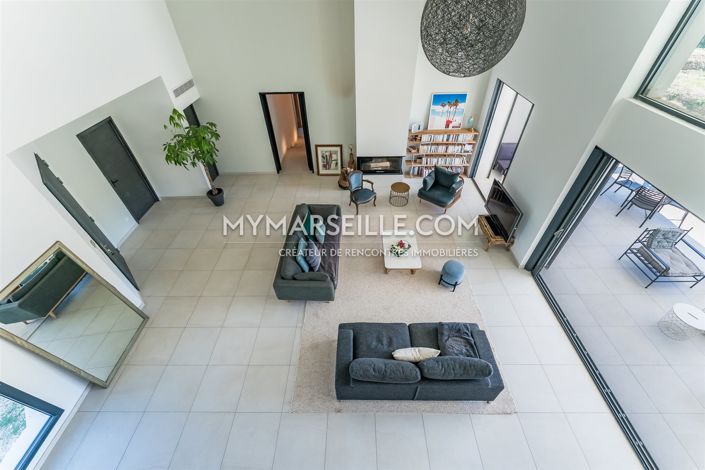Image No.8-4 Bed House for sale