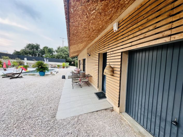 Image No.9-4 Bed House for sale