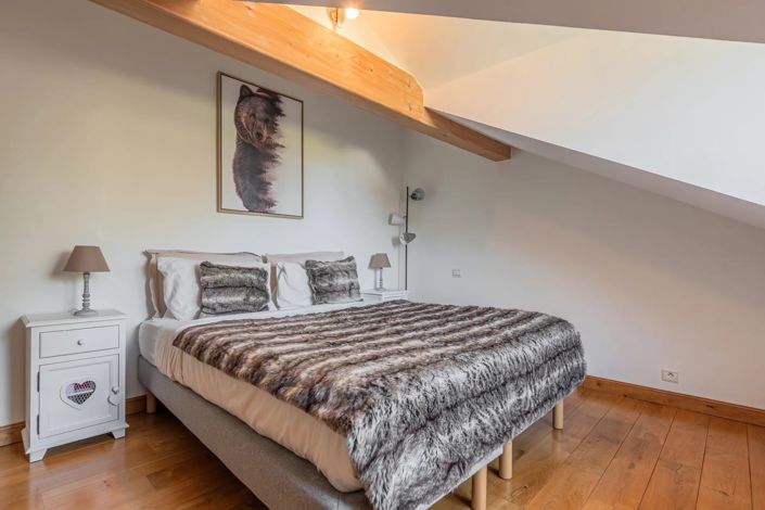 Image No.17-4 Bed House for sale