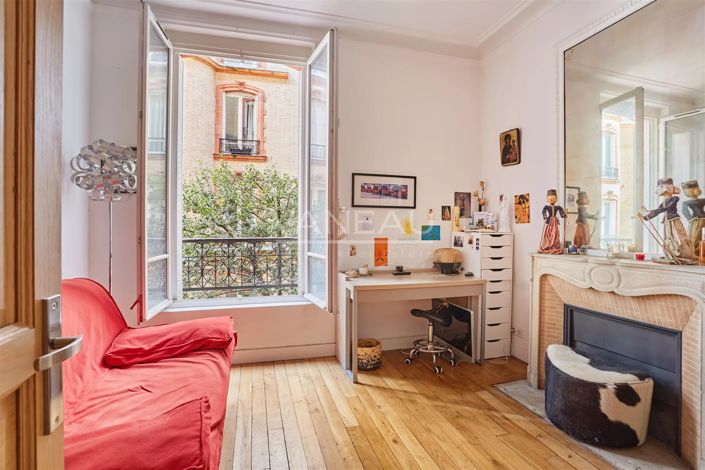 Image No.12-4 Bed Apartment for sale
