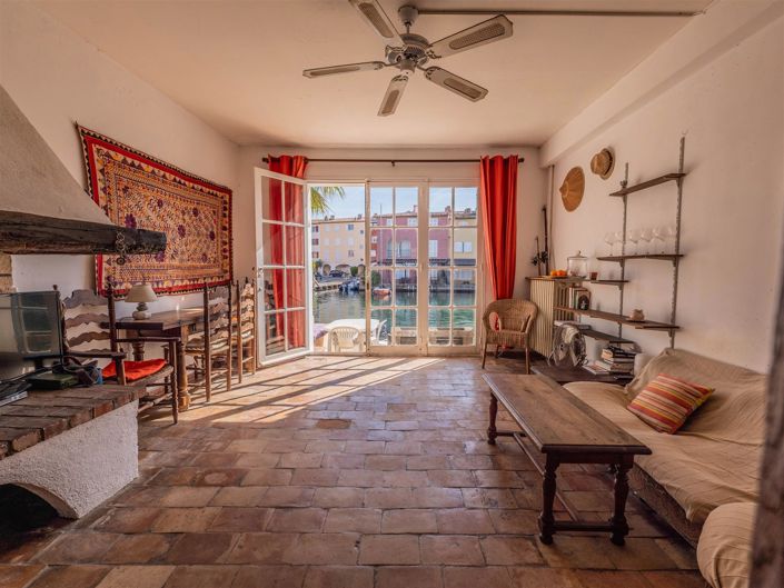Image No.3-4 Bed House for sale