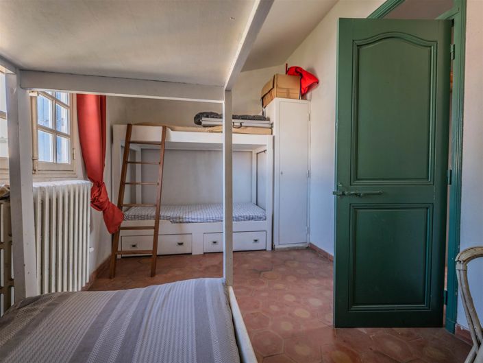 Image No.7-4 Bed House for sale