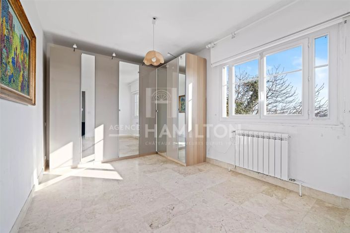 Image No.12-4 Bed House for sale