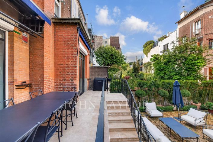 Image No.12-6 Bed House for sale