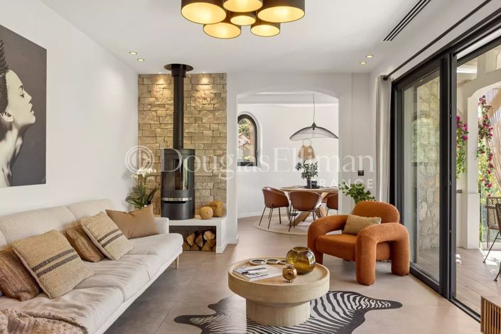 Image No.3-4 Bed House for sale
