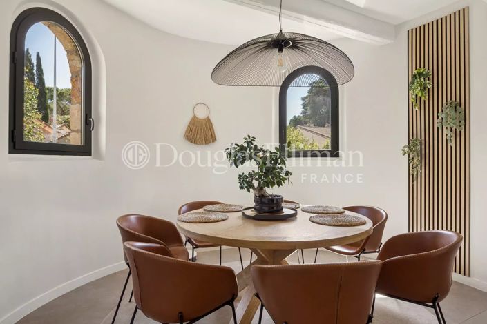 Image No.4-4 Bed House for sale