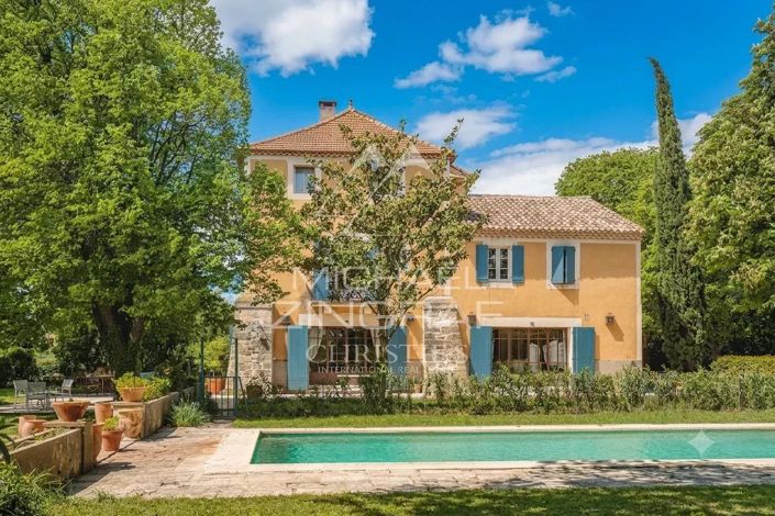 Image No.2-8 Bed House for sale