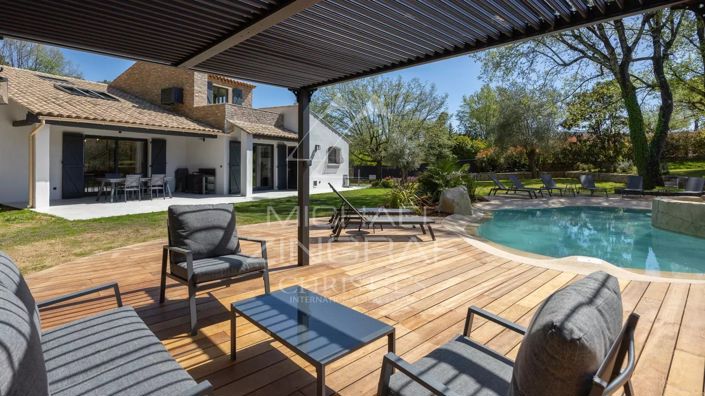 Image No.2-4 Bed House for sale