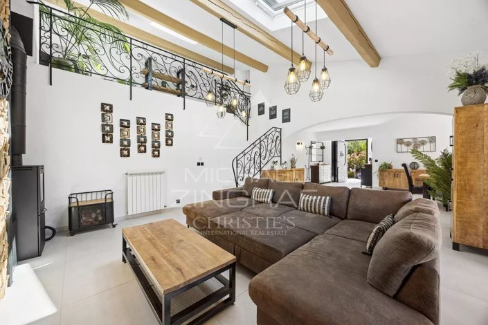 Image No.4-4 Bed House for sale