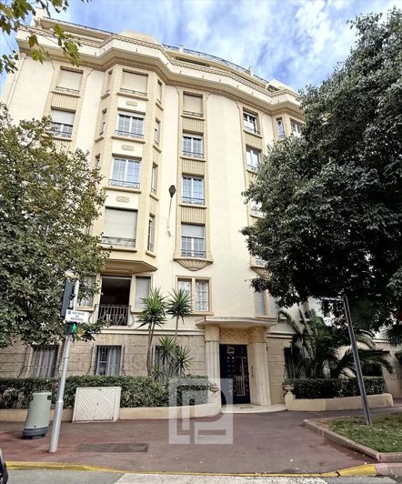 Image No.12-3 Bed Apartment for sale