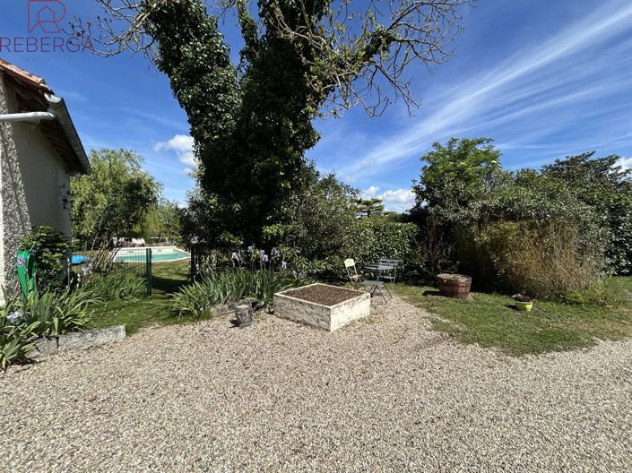 Image No.17-4 Bed House for sale