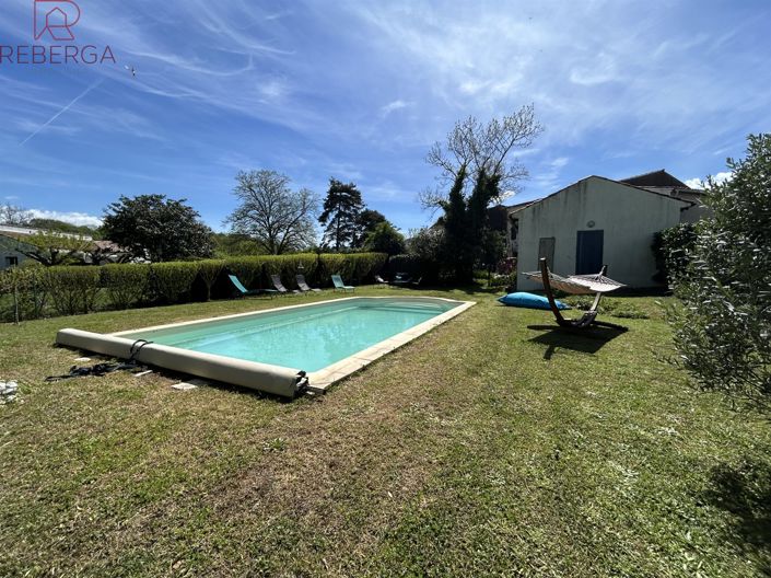 Image No.20-4 Bed House for sale
