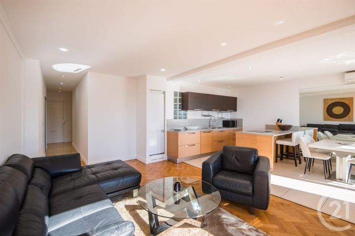 Image No.5-3 Bed Apartment for sale