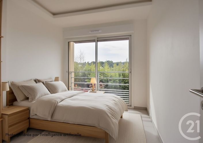 Image No.12-3 Bed House for sale