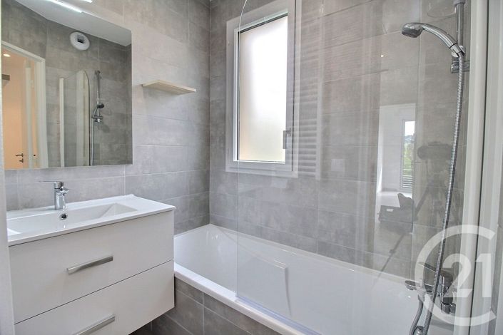 Image No.17-3 Bed House for sale